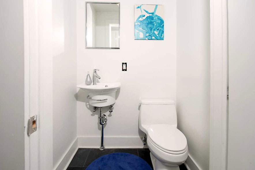 152 Conarroe St - Half Bath
