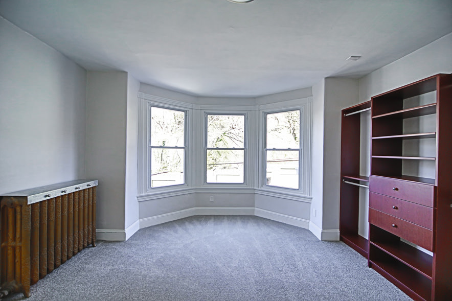 225 Green Lane